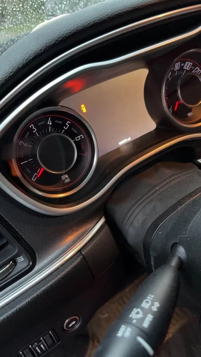 2015 Dodge Challenger 3rd Gen - Image 4 of 6