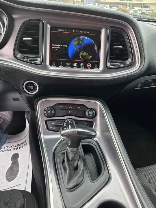 2015 Dodge Challenger 3rd Gen - Image 9 of 11