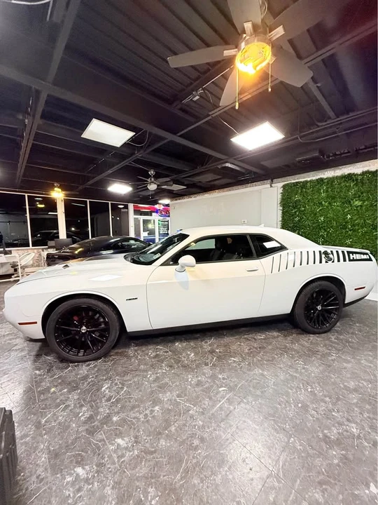 2015 Dodge Challenger 3rd Gen - Image 3 of 15