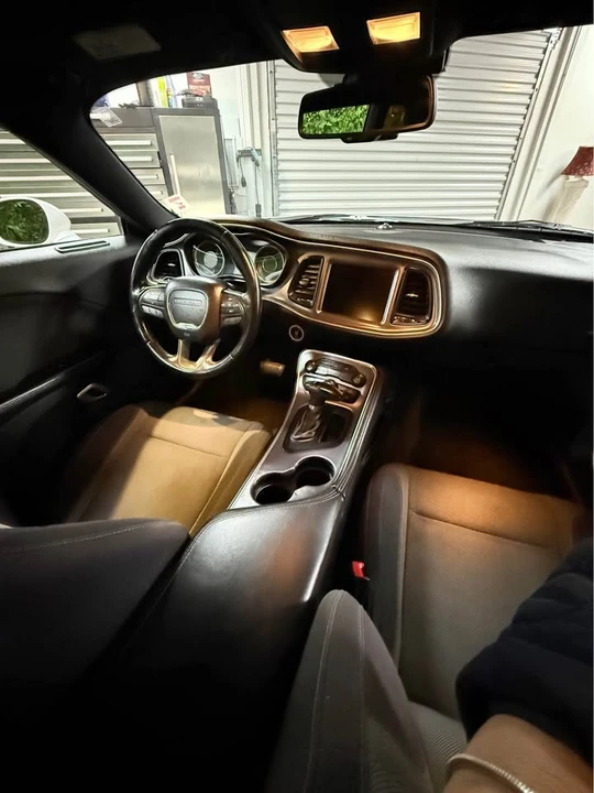 2015 Dodge Challenger 3rd Gen - Image 12 of 15