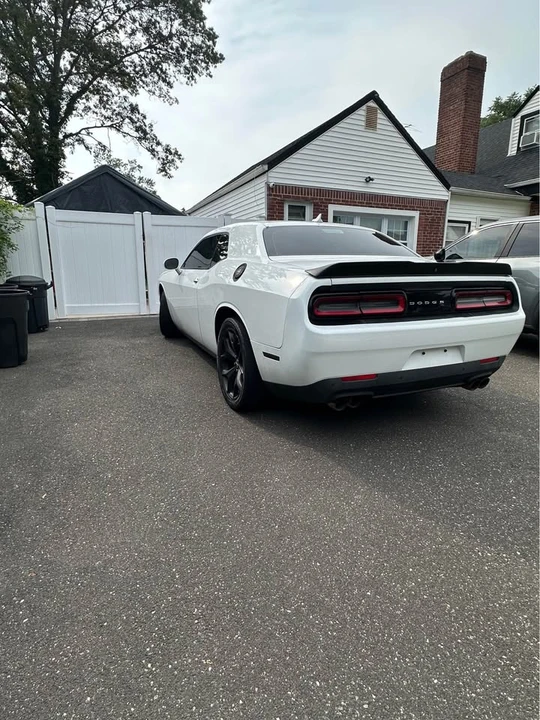 2015 Dodge Challenger 3rd Gen - Image 4 of 9