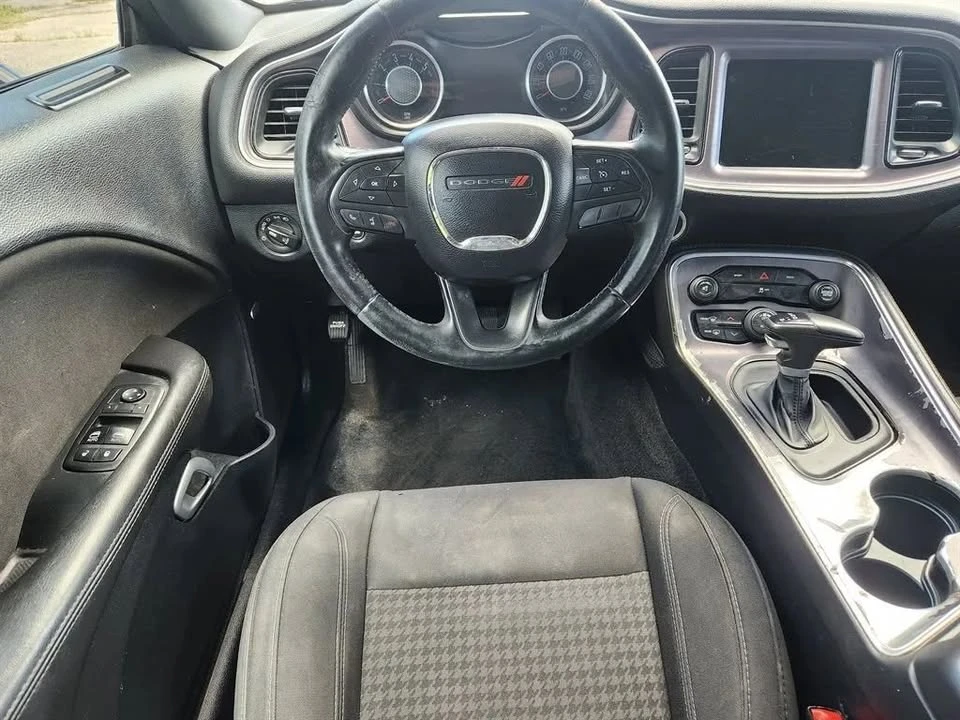 2015 Dodge Challenger 3rd Gen - Image 5 of 10