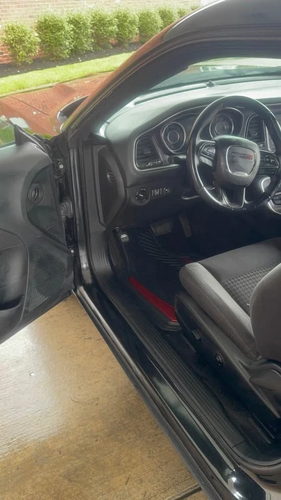 2015 Dodge Challenger 3rd Gen - Image 8 of 11