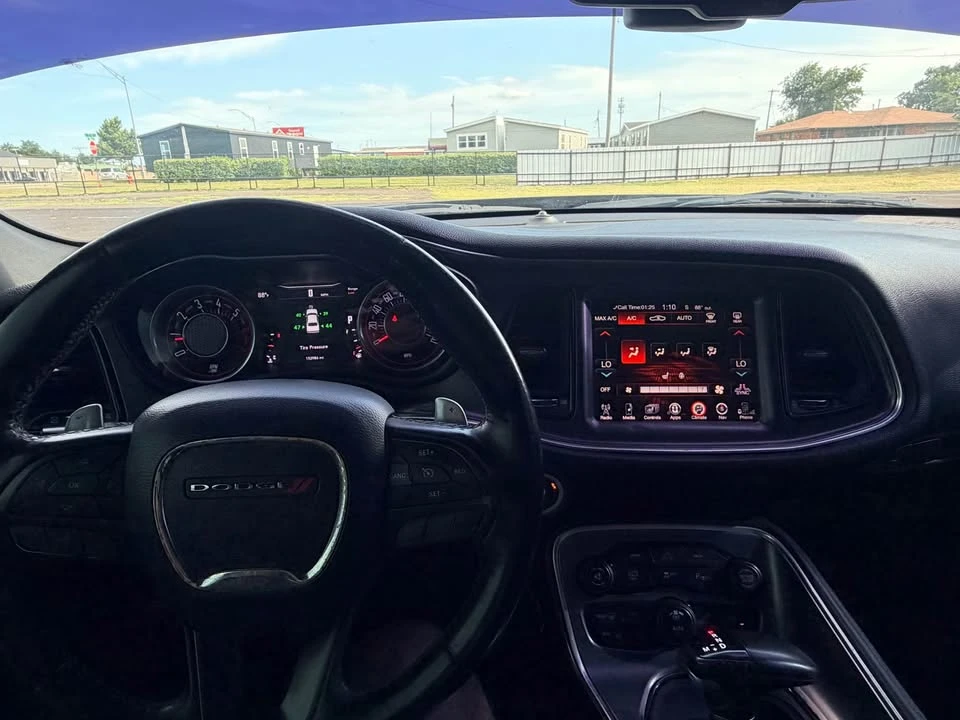 2015 Dodge Challenger 3rd Gen - Image 10 of 11