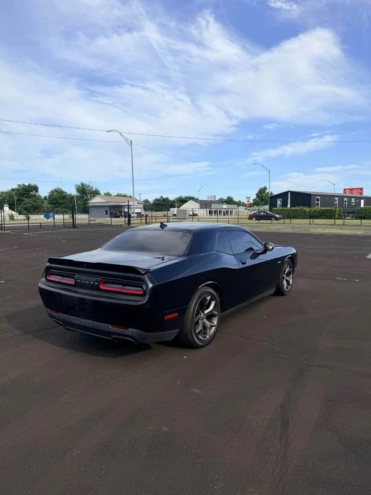 2015 Dodge Challenger 3rd Gen - Image 4 of 11