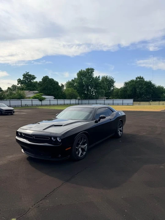 2015 Dodge Challenger 3rd Gen - Image 2 of 11