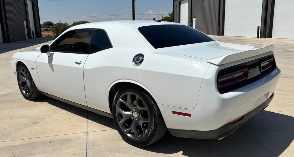 2015 Dodge Challenger 3rd Gen - Image 3 of 17