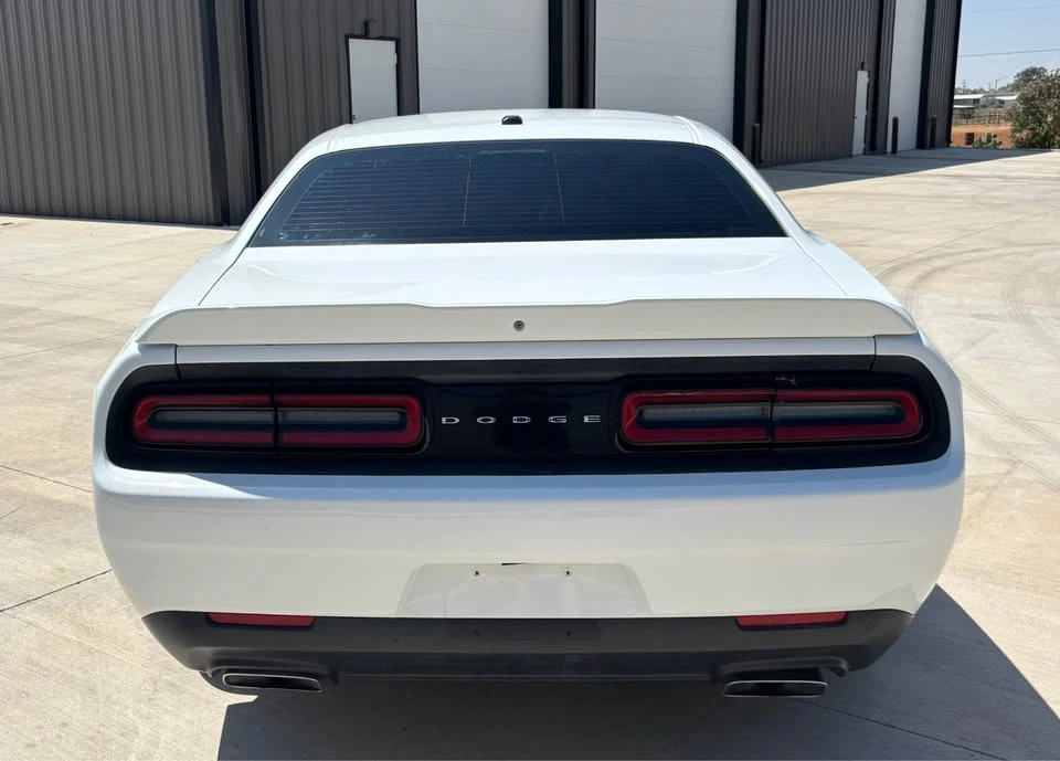 2015 Dodge Challenger 3rd Gen - Image 4 of 17