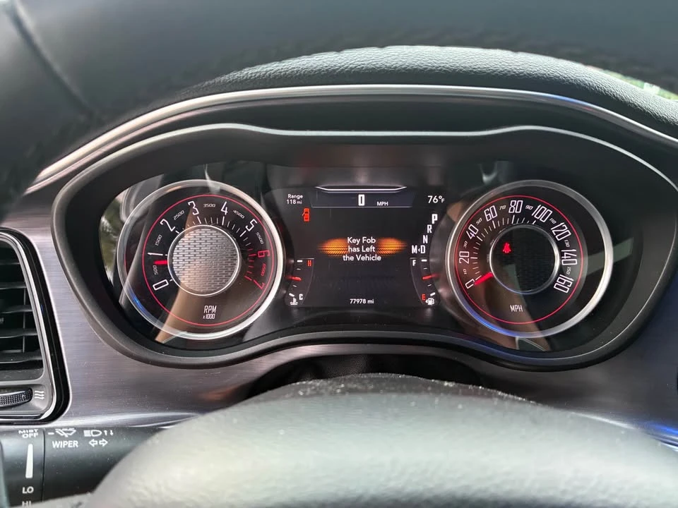 2015 Dodge Challenger 3rd Gen - Image 16 of 19