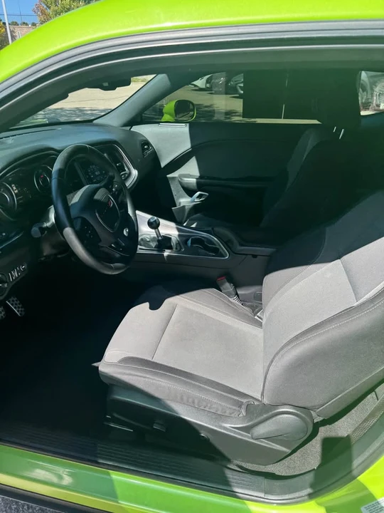 2015 Dodge Challenger 3rd Gen - Image 10 of 15
