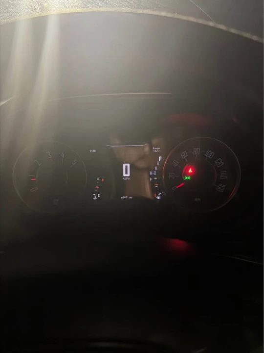 2015 Dodge Challenger 3rd Gen - Image 10 of 11