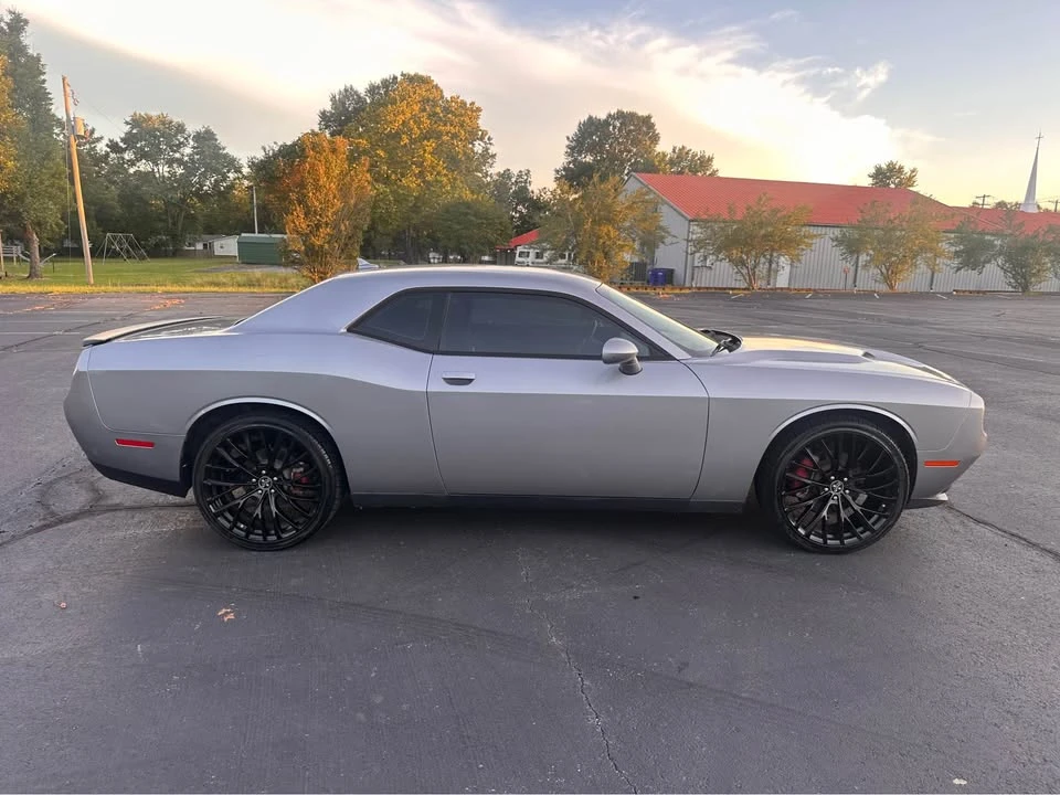 2015 Dodge Challenger 3rd Gen - Image 2 of 9