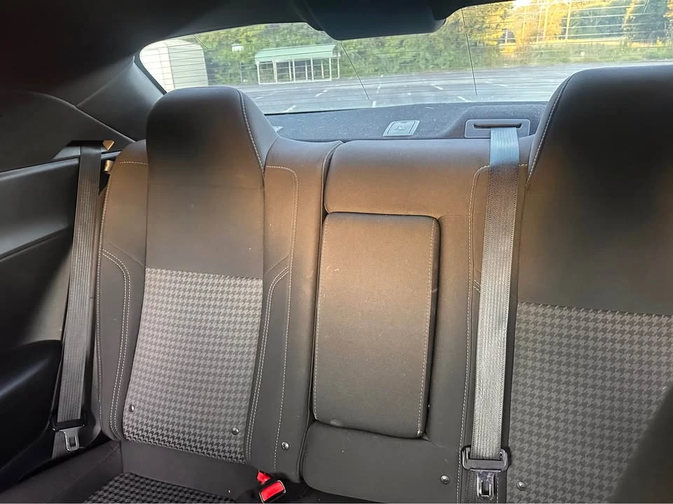 2015 Dodge Challenger 3rd Gen - Image 7 of 9