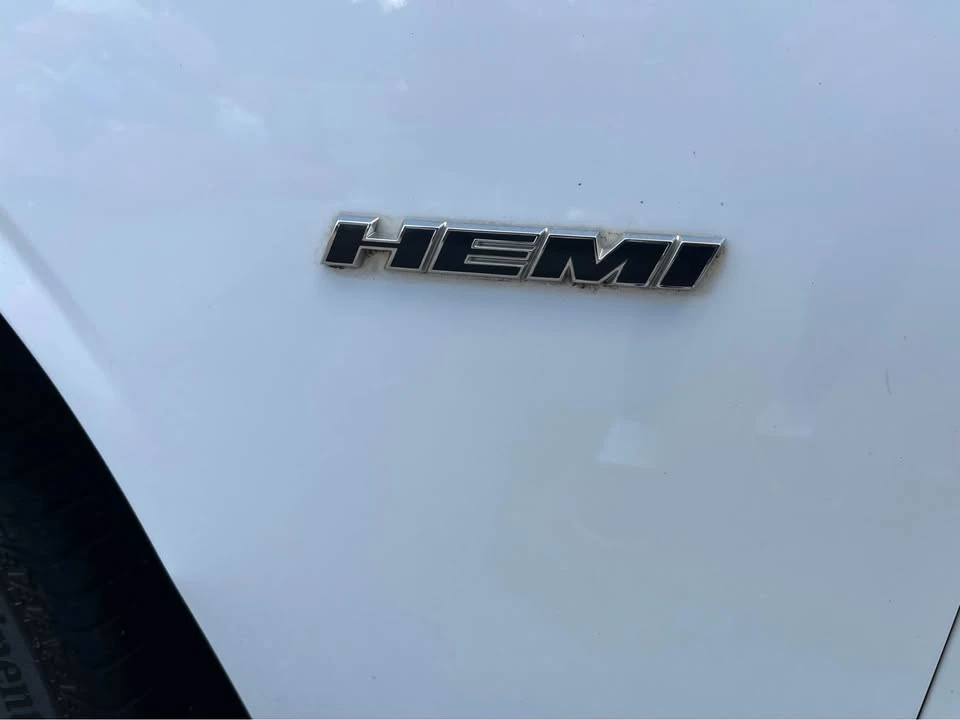 2015 Dodge Challenger 3rd Gen - Image 7 of 11