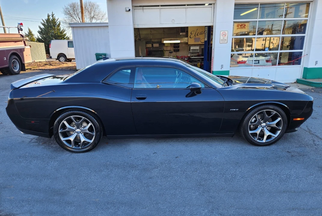 2015 Dodge Challenger 3rd Gen - Image 7 of 21