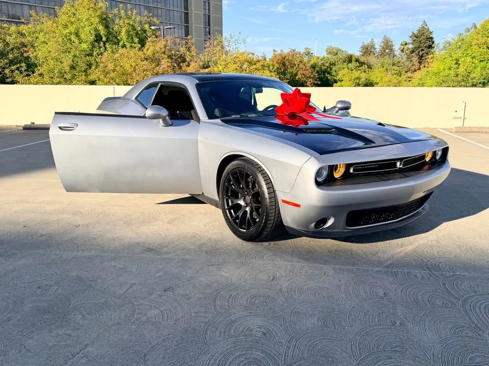 2015 Dodge Challenger 3rd Gen - Image 18 of 19