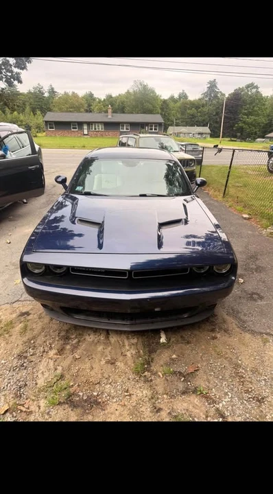 2015 Dodge Challenger 3rd Gen - Image 2 of 2