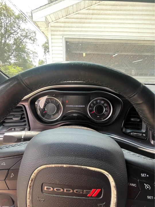 2015 Dodge Challenger 3rd Gen - Image 11 of 14