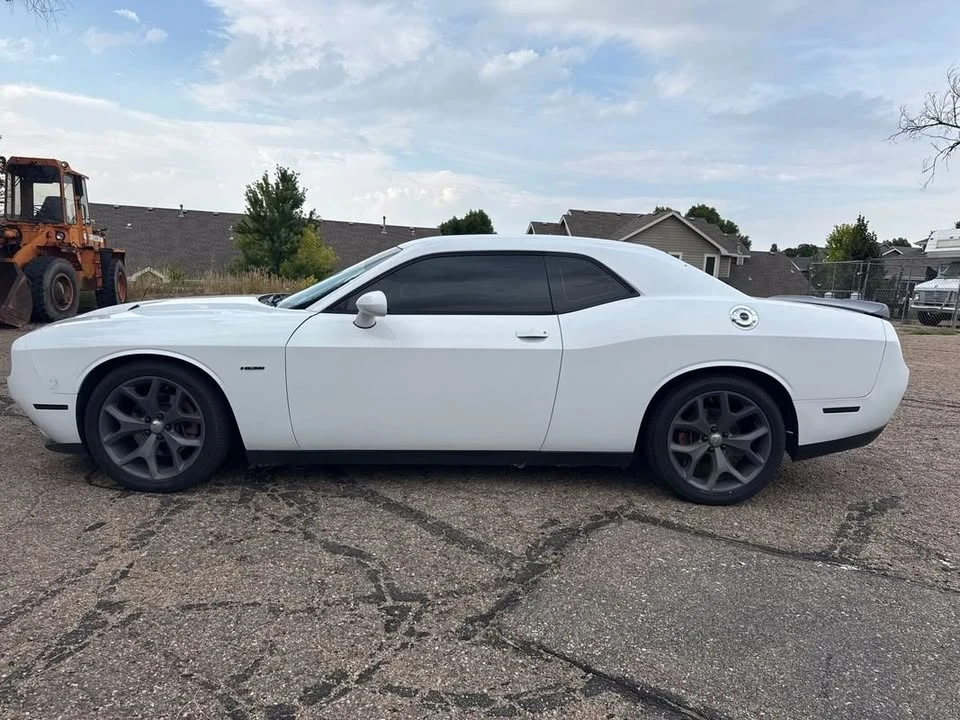 2015 Dodge Challenger 3rd Gen - Image 2 of 19