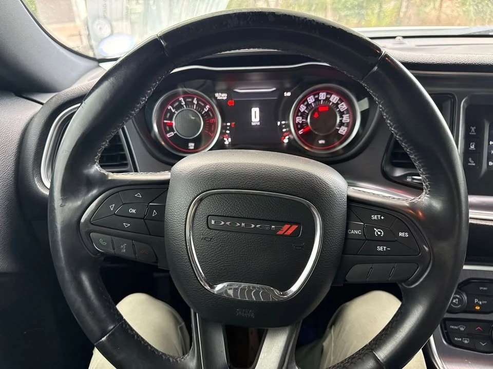 2015 Dodge Challenger 3rd Gen - Image 16 of 19