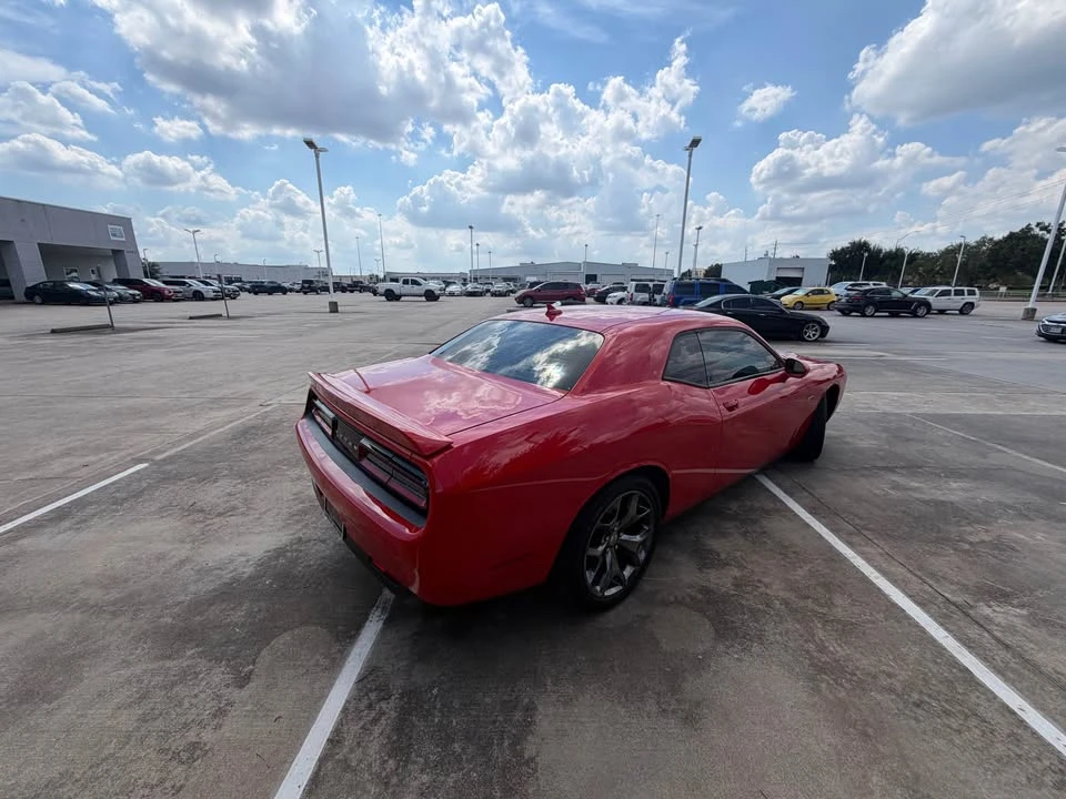 2015 Dodge Challenger 3rd Gen - Image 3 of 8