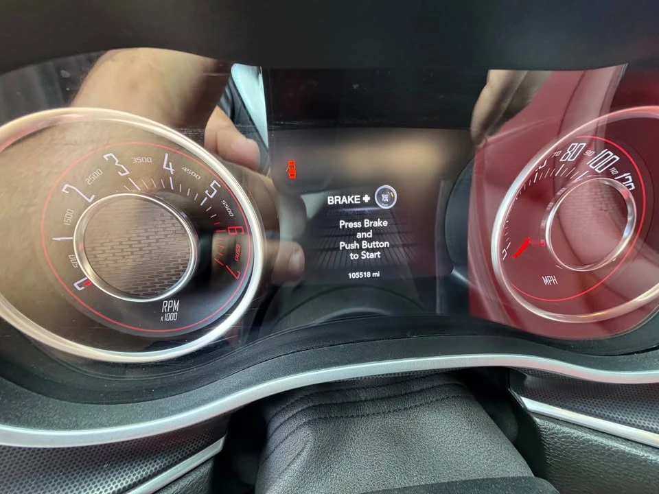 2015 Dodge Challenger 3rd Gen - Image 7 of 8