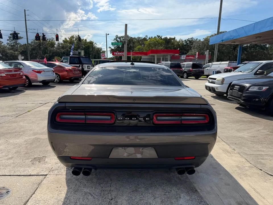 2015 Dodge Challenger SRT Hellcat 3rd Gen - Image 5 of 11
