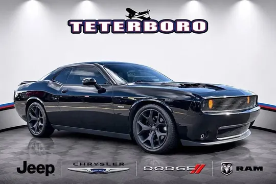 2015 Dodge Challenger R/T Plus