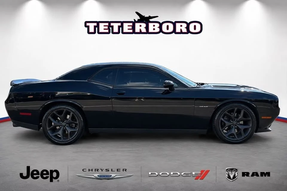 2015 Dodge Challenger 3rd Gen - Image 7 of 12
