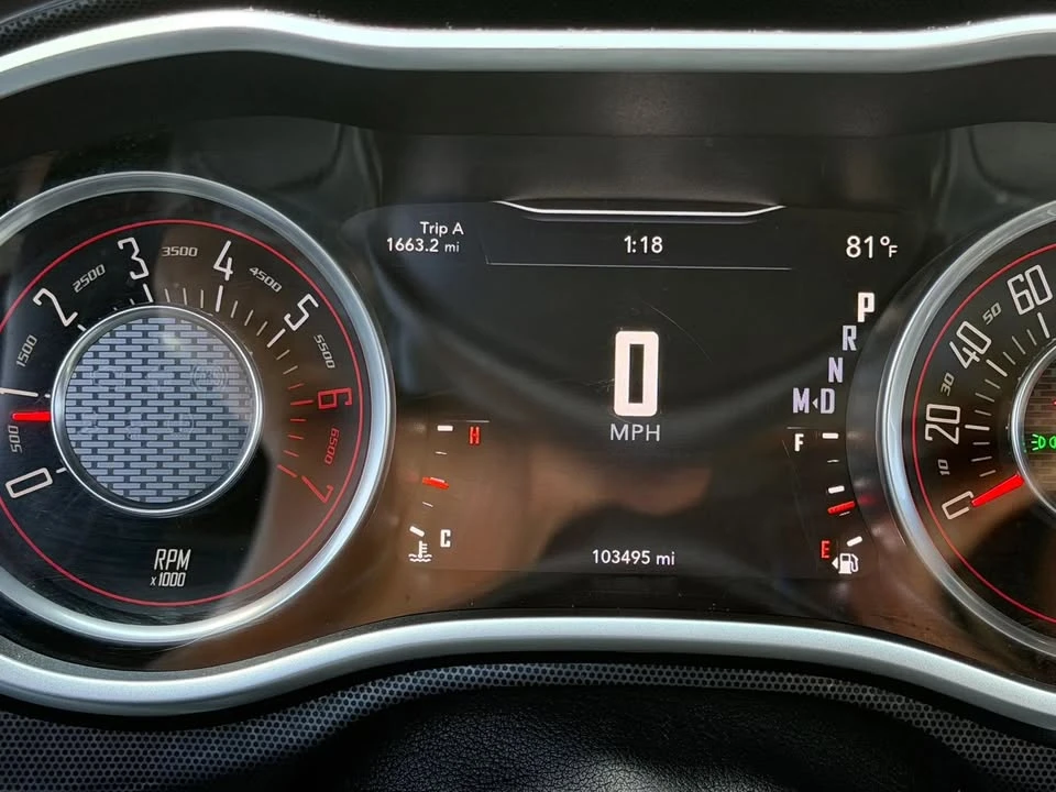 2015 Dodge Challenger 3rd Gen - Image 12 of 13