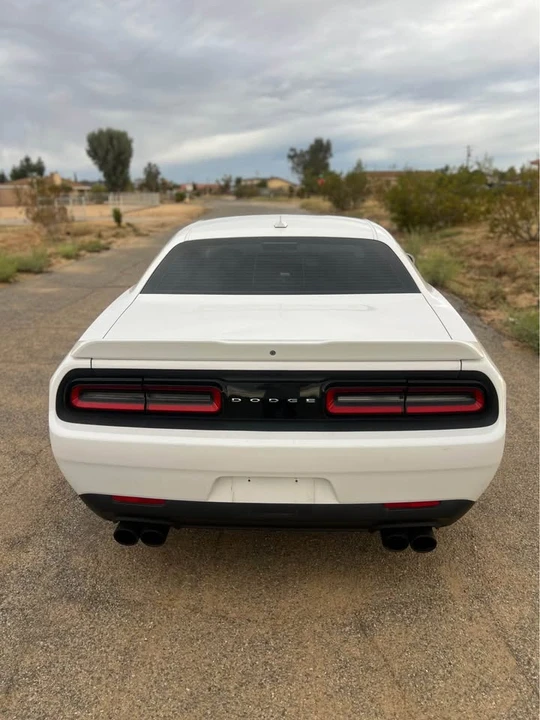 2015 Dodge Challenger 3rd Gen - Image 6 of 13