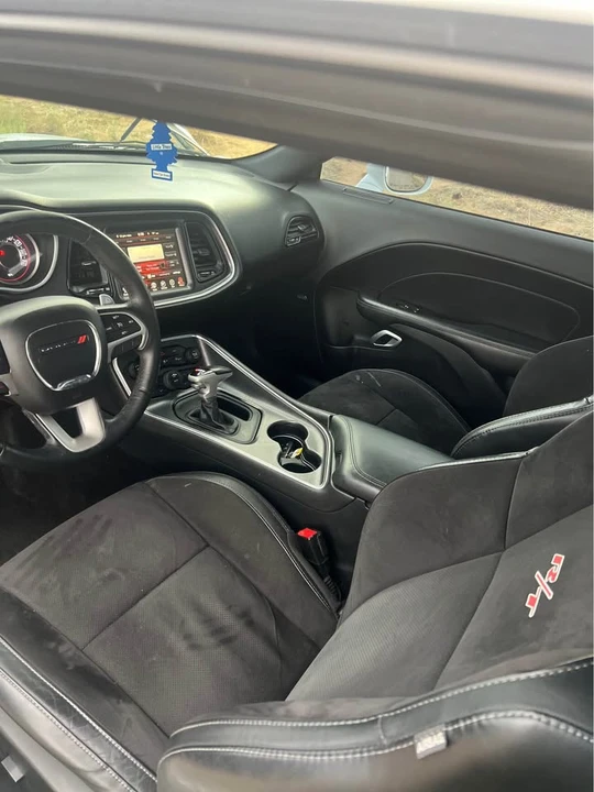 2015 Dodge Challenger 3rd Gen - Image 11 of 13
