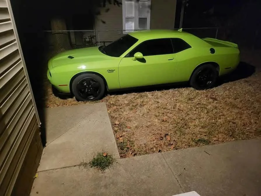 2015 Dodge Challenger 3rd Gen - Image 3 of 8