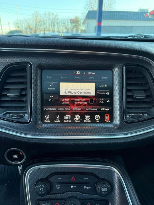 2015 Dodge Challenger 3rd Gen - Image 17 of 18