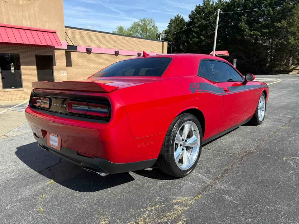 2015 Dodge Challenger 3rd Gen - Image 5 of 10