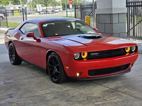 2015 Dodge Challenger R/T Plus