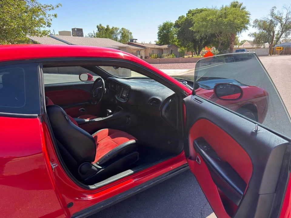 2015 Dodge Challenger 3rd Gen - Image 3 of 8