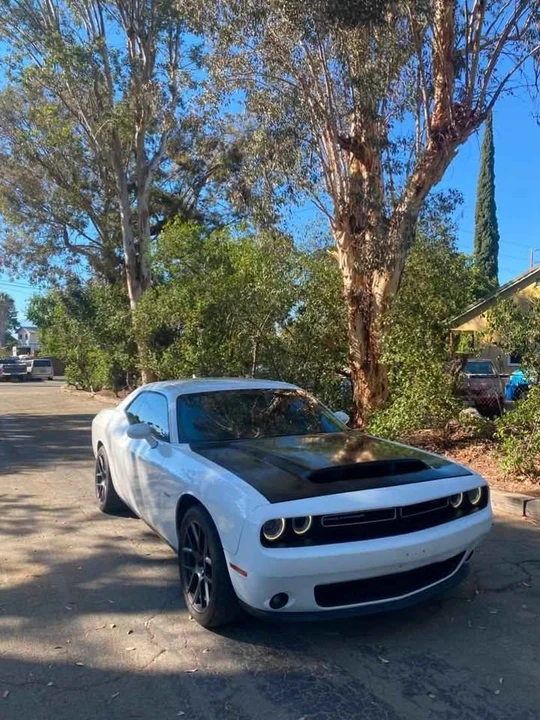 2015 Dodge Challenger 3rd Gen - Image 2 of 12