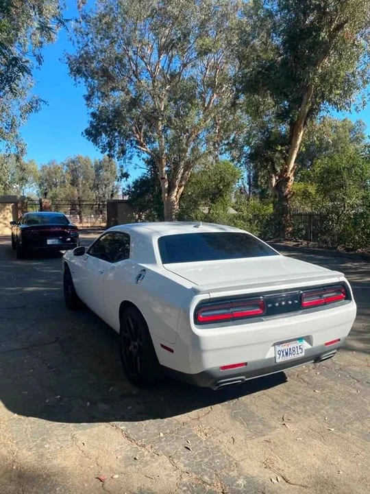 2015 Dodge Challenger 3rd Gen - Image 8 of 12