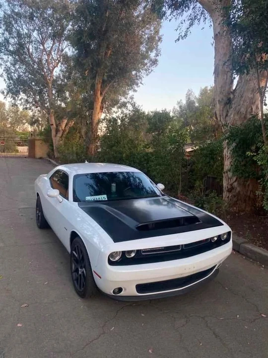 2015 Dodge Challenger 3rd Gen - Image 5 of 12