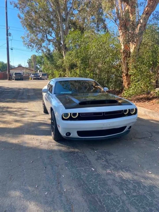 2015 Dodge Challenger 3rd Gen - Image 3 of 12