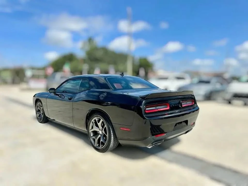 2015 Dodge Challenger 3rd Gen - Image 4 of 16
