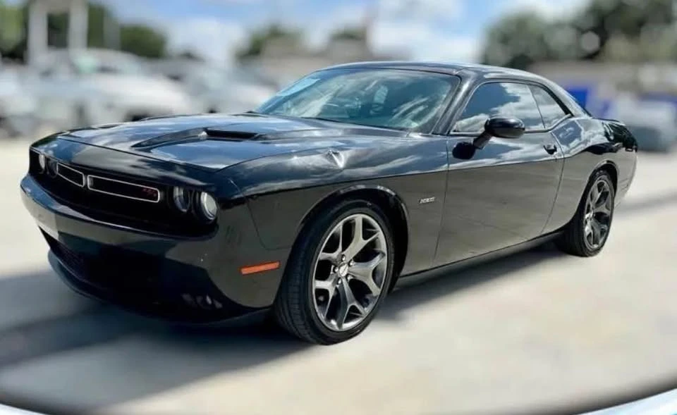 2015 Dodge Challenger 3rd Gen - Image 2 of 11