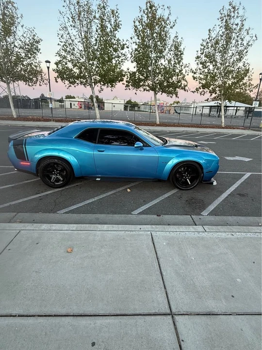 2015 Dodge Challenger 3rd Gen - Image 10 of 11