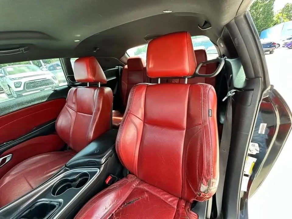 2015 Dodge Challenger 3rd Gen - Image 11 of 16