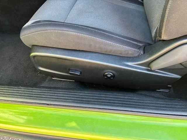 2015 Dodge Challenger 3rd Gen - Image 9 of 18