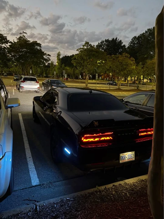 2015 Dodge Challenger 3rd Gen - Image 8 of 12