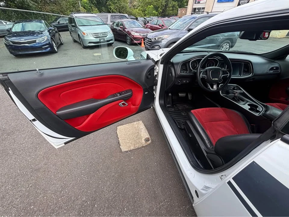 2015 Dodge Challenger 3rd Gen - Image 7 of 16