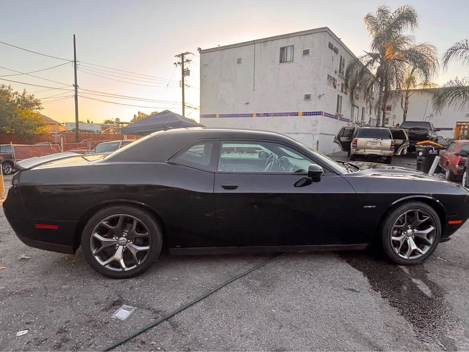 2015 Dodge Challenger 3rd Gen - Image 7 of 10
