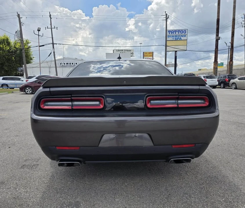 2015 Dodge Challenger 3rd Gen - Image 4 of 8